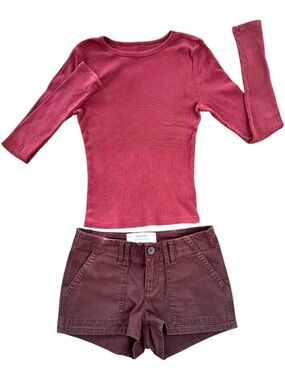 Bundle of Hollister Low Rise shortie short sz 25 & Aeropostale Shrunken Tee XS